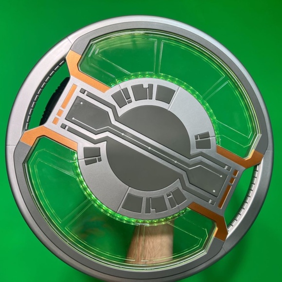 Disney Star Wars Galaxy's Edge Galactic Starcruiser Chandrila Halcyon Shield - Picture 7 of 11